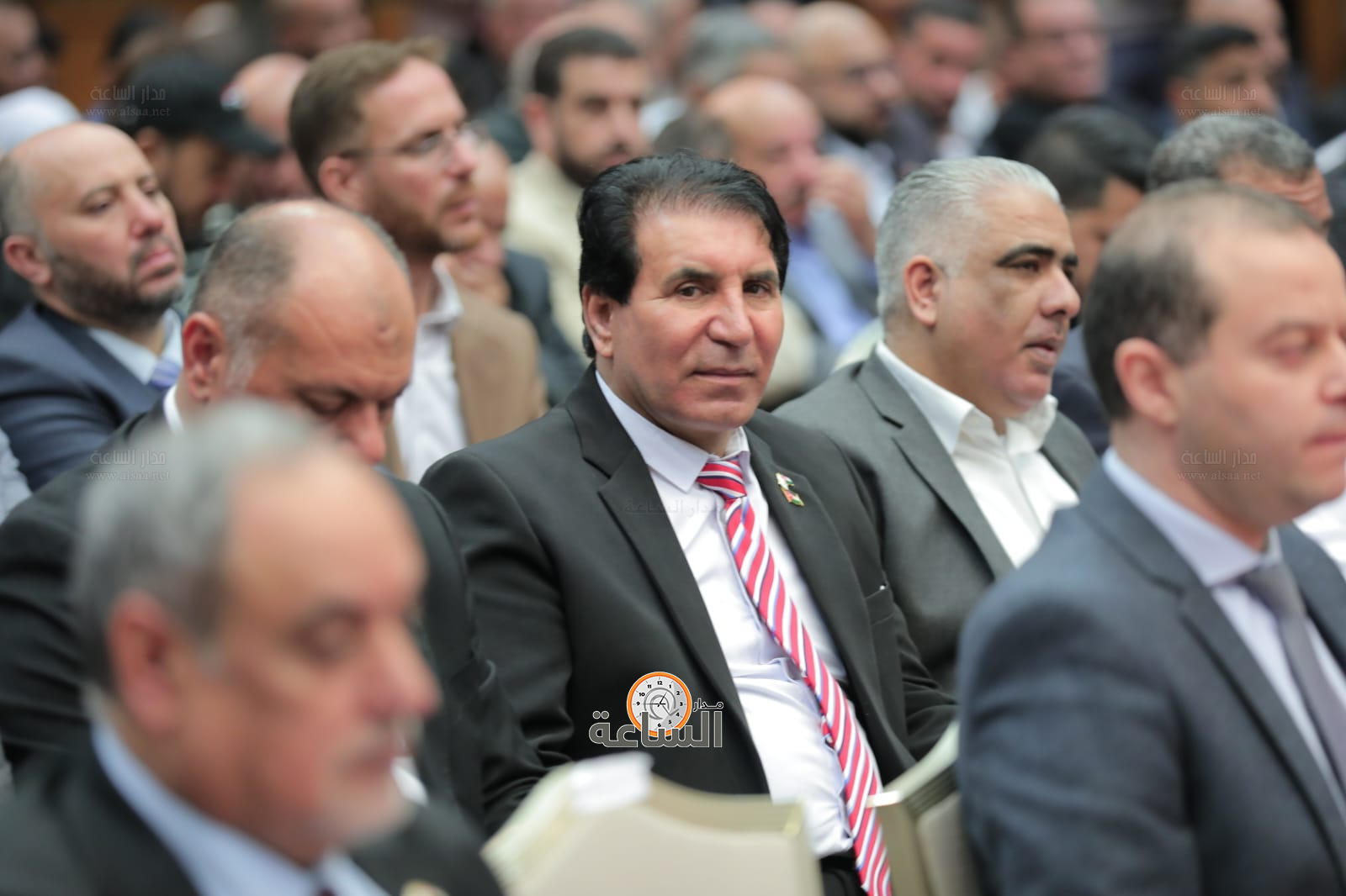 Madar Al-Saa Images 0.15376850864746583