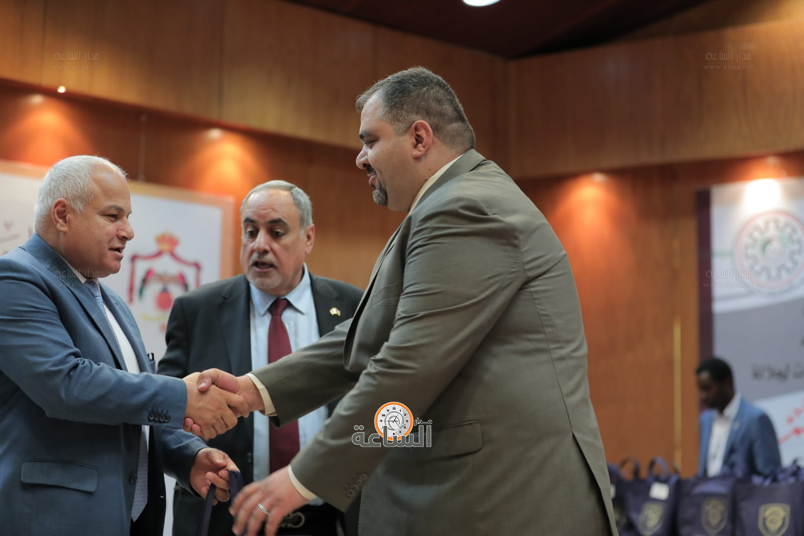 Madar Al-Saa Images 0.09587977038462525