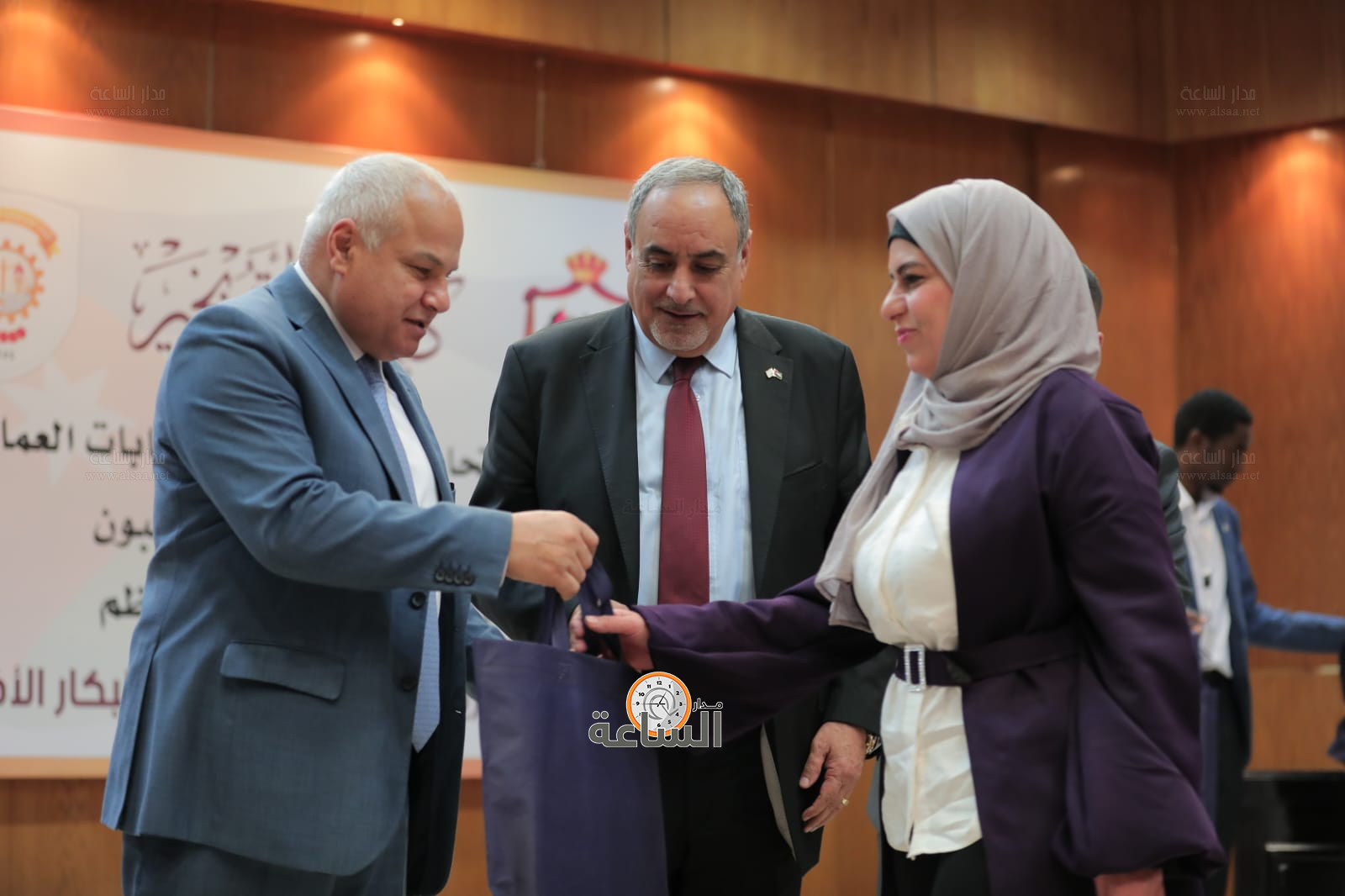 Madar Al-Saa Images 0.2284613868029559