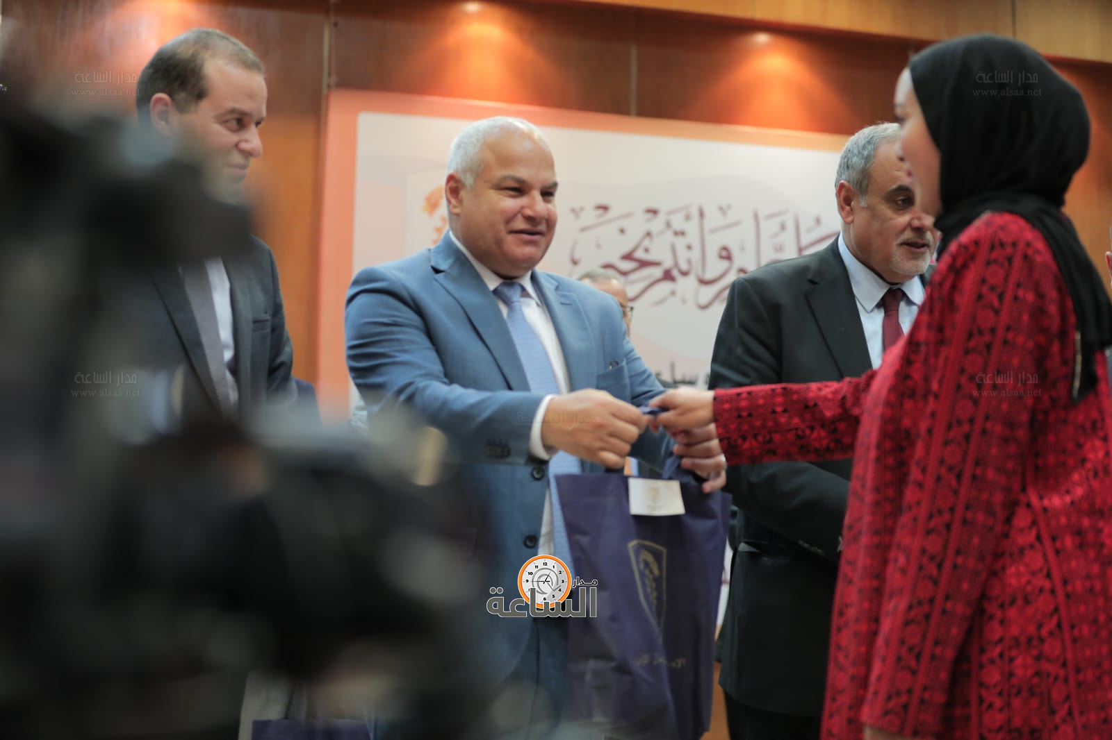 Madar Al-Saa Images 0.340961451066485