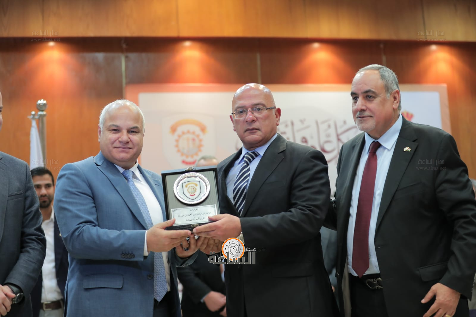 Madar Al-Saa Images 0.7818888780376653