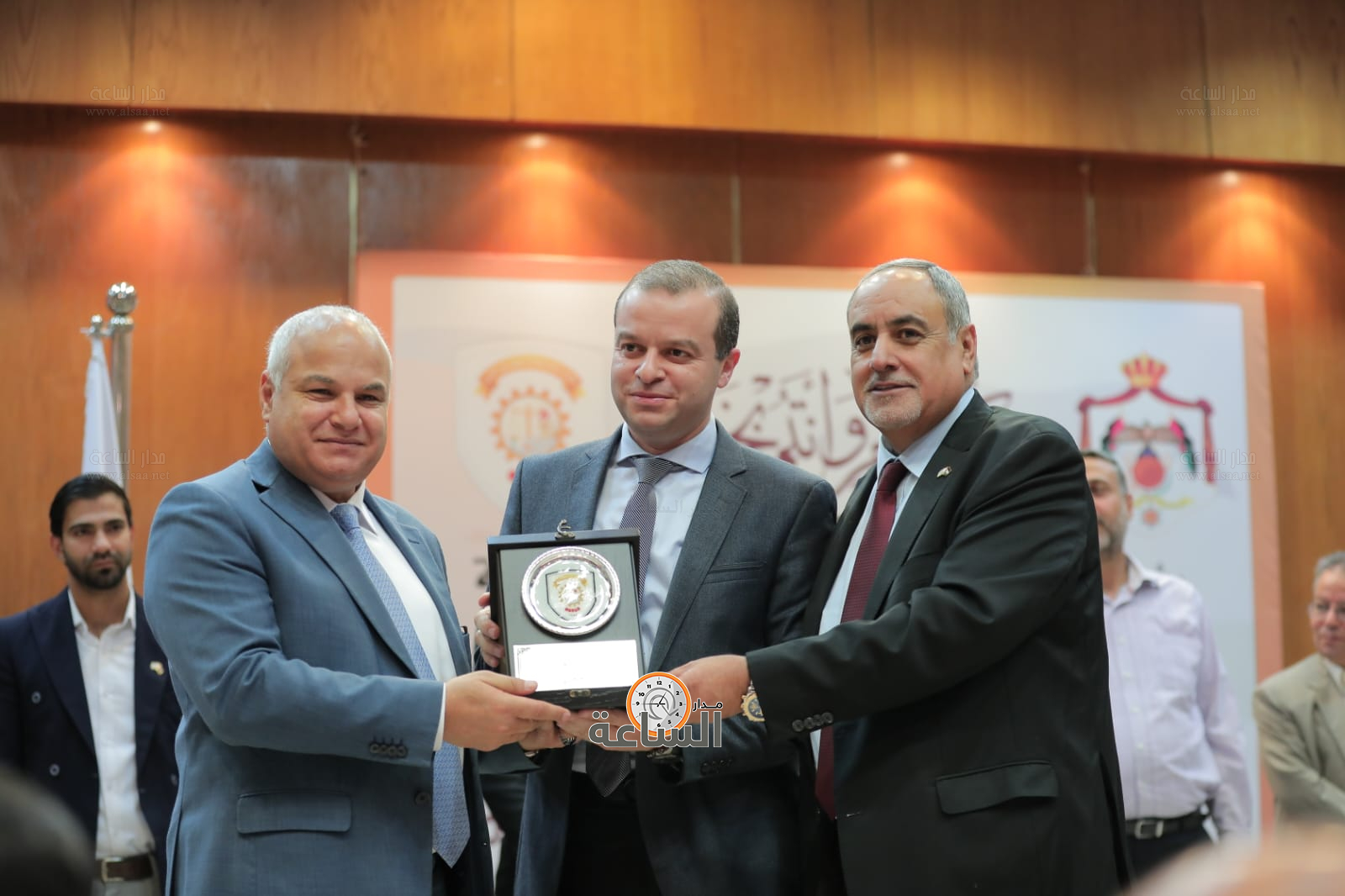 Madar Al-Saa Images 0.827435058700866