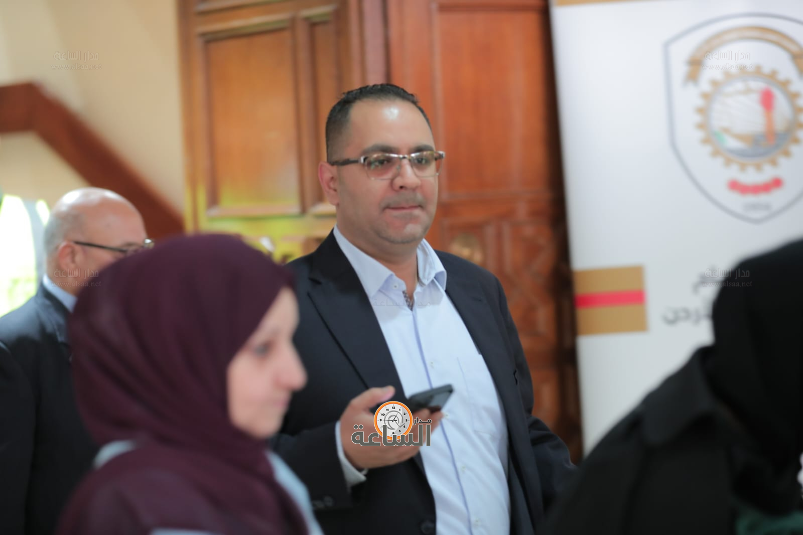 Madar Al-Saa Images 0.4428216356746939