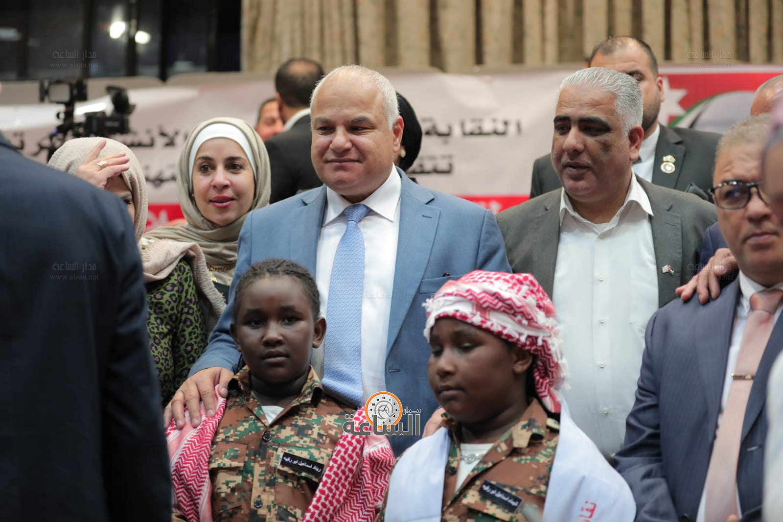 Madar Al-Saa Images 0.9636353025489408