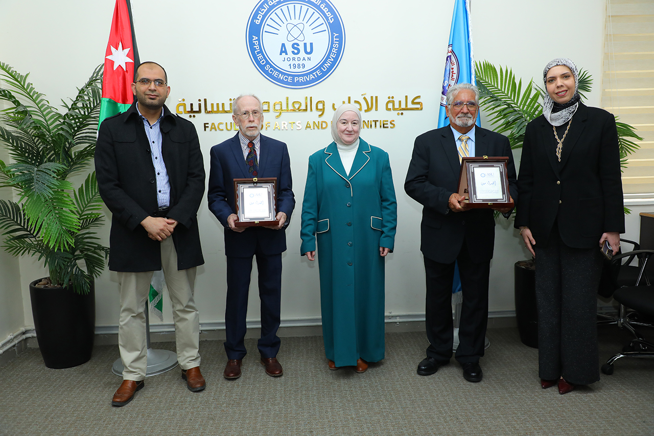 Madar Al-Saa Images 0.05206778693539682