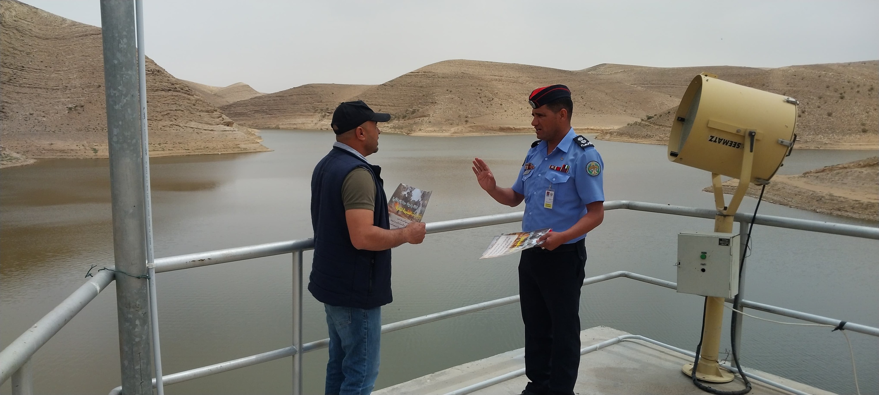 Madar Al-Saa Images 0.37295737454006184