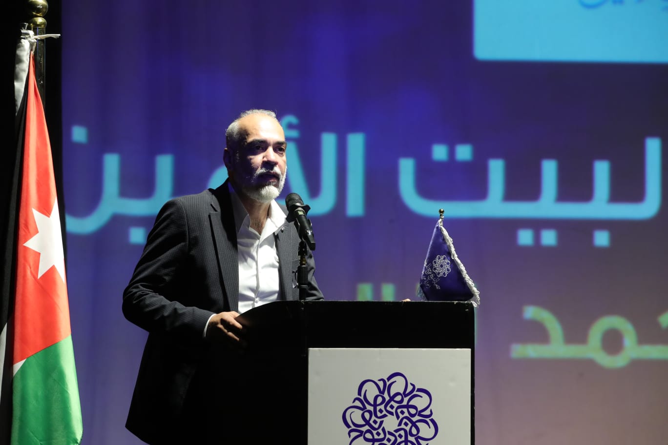 Madar Al-Saa Images 0.86837042518082