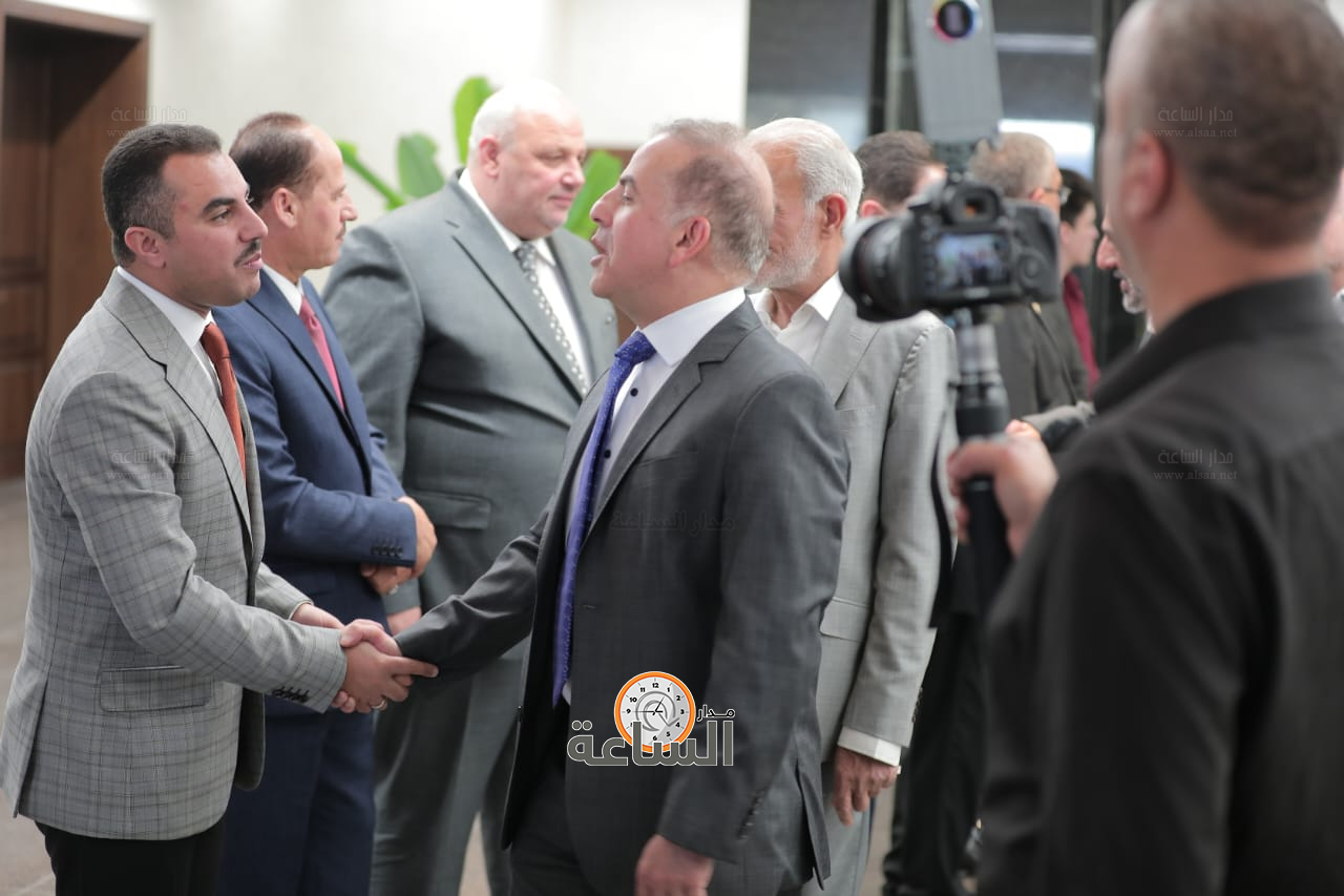 Madar Al-Saa Images 0.35827897500348427