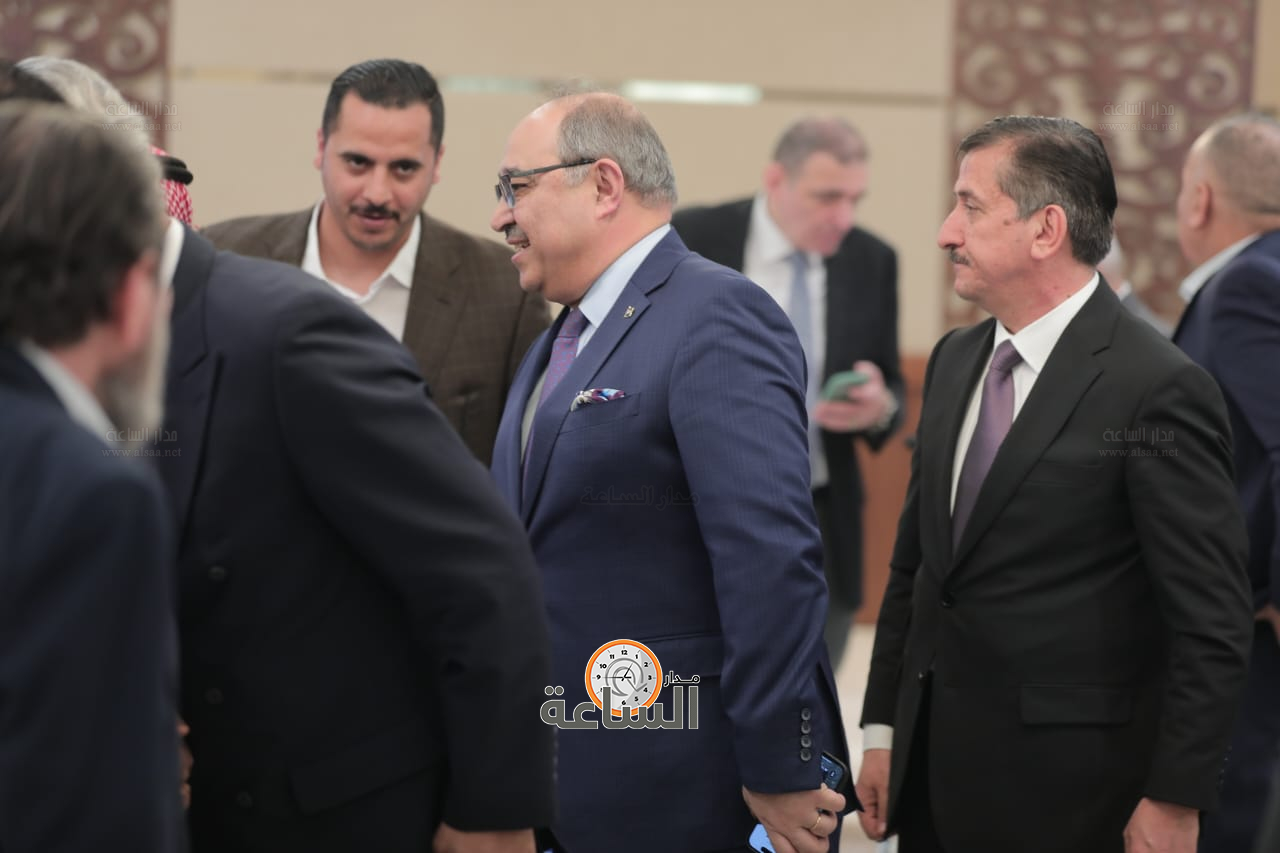 Madar Al-Saa Images 0.8933854578244395