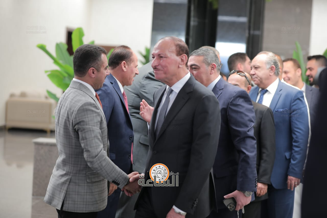 Madar Al-Saa Images 0.5788895546003681