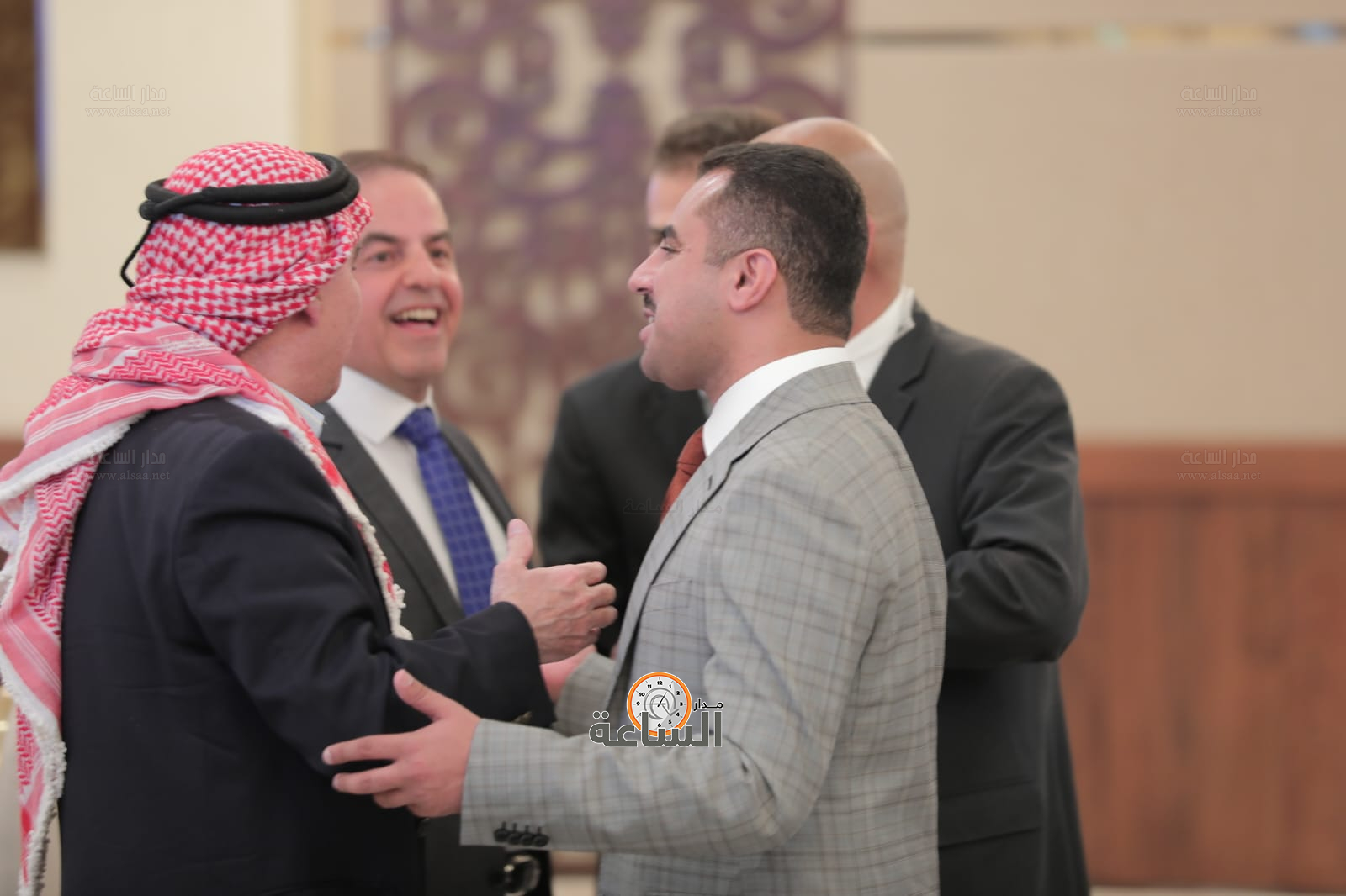 Madar Al-Saa Images 0.12540151615935757