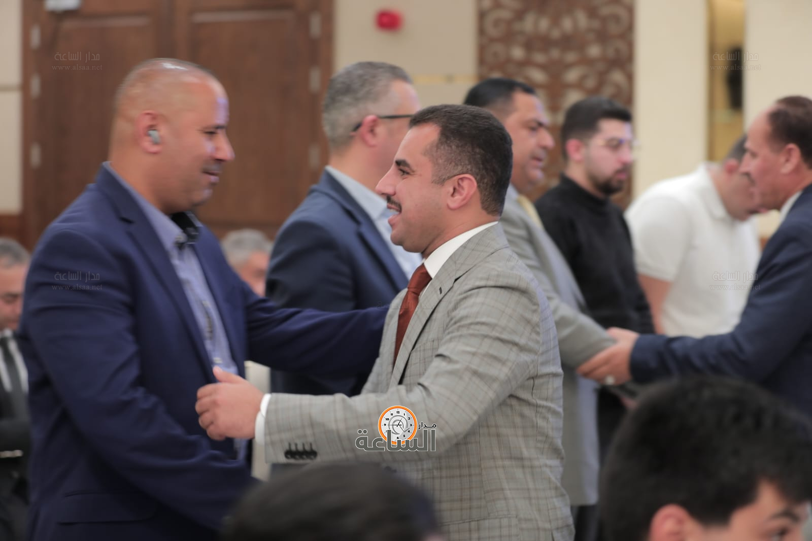 Madar Al-Saa Images 0.01012782037964699