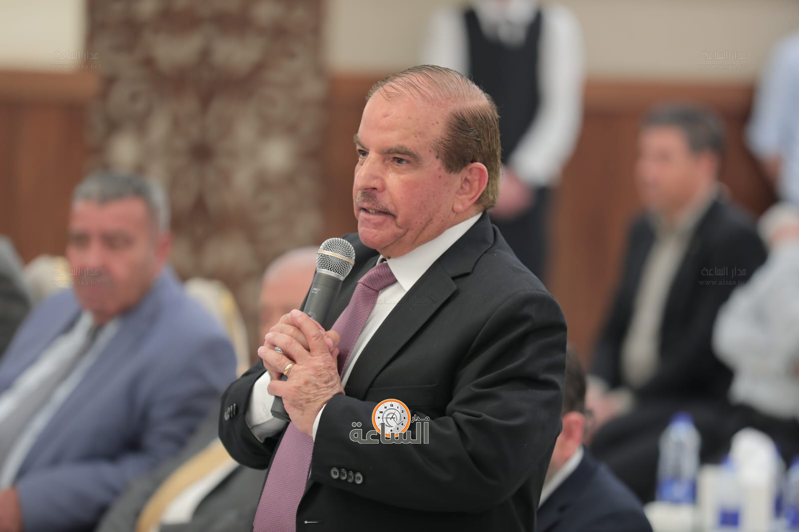 Madar Al-Saa Images 0.45690453502149975