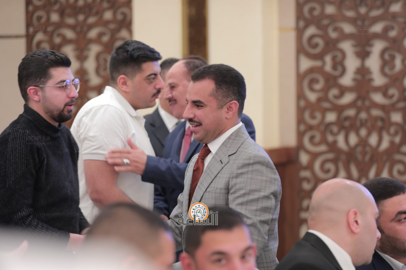 Madar Al-Saa Images 0.1638034059603244