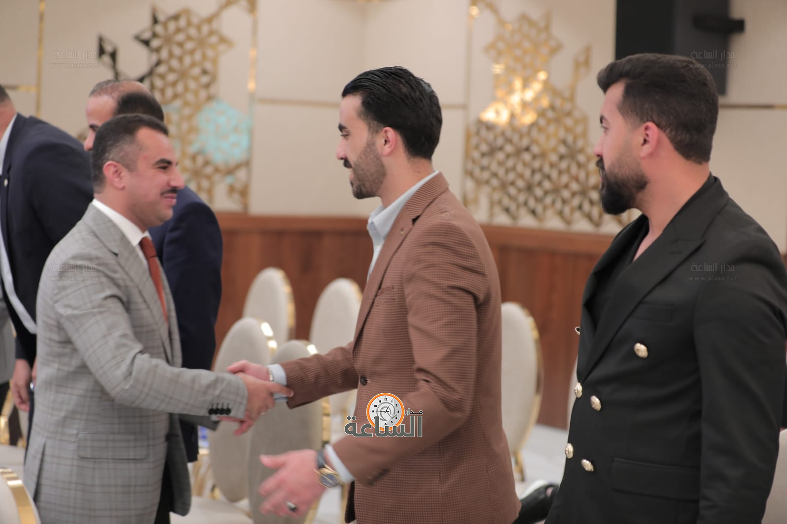 Madar Al-Saa Images 0.8676313903430002