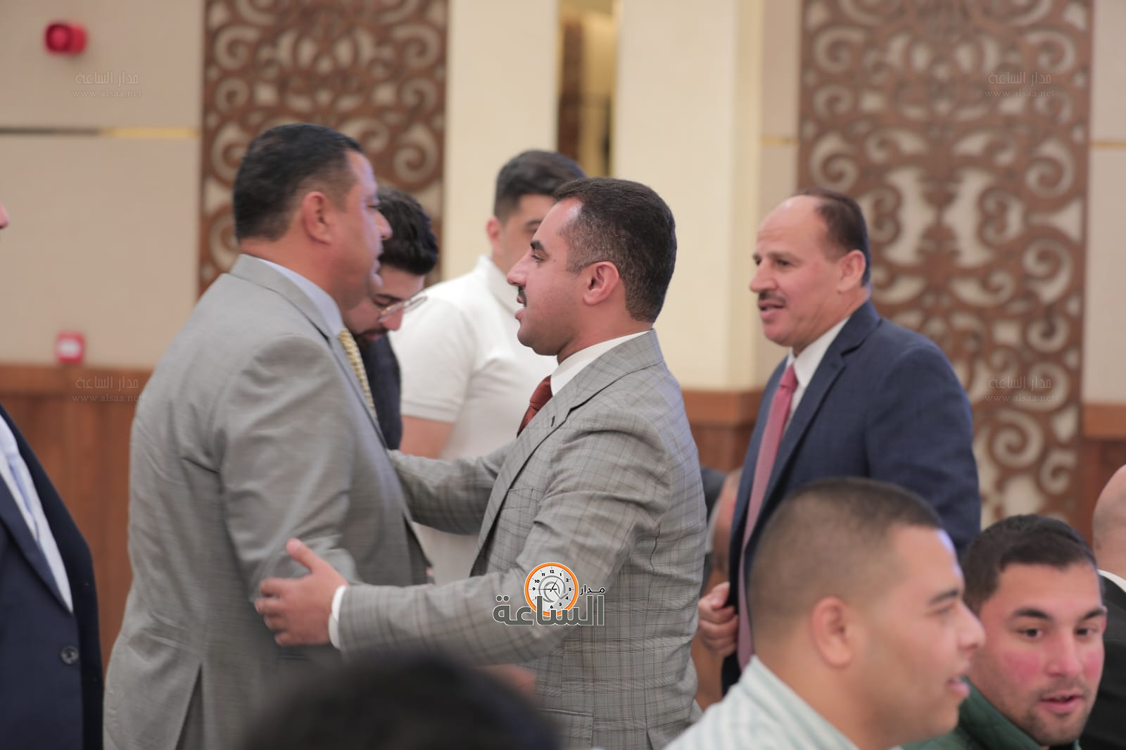 Madar Al-Saa Images 0.7644503847419365