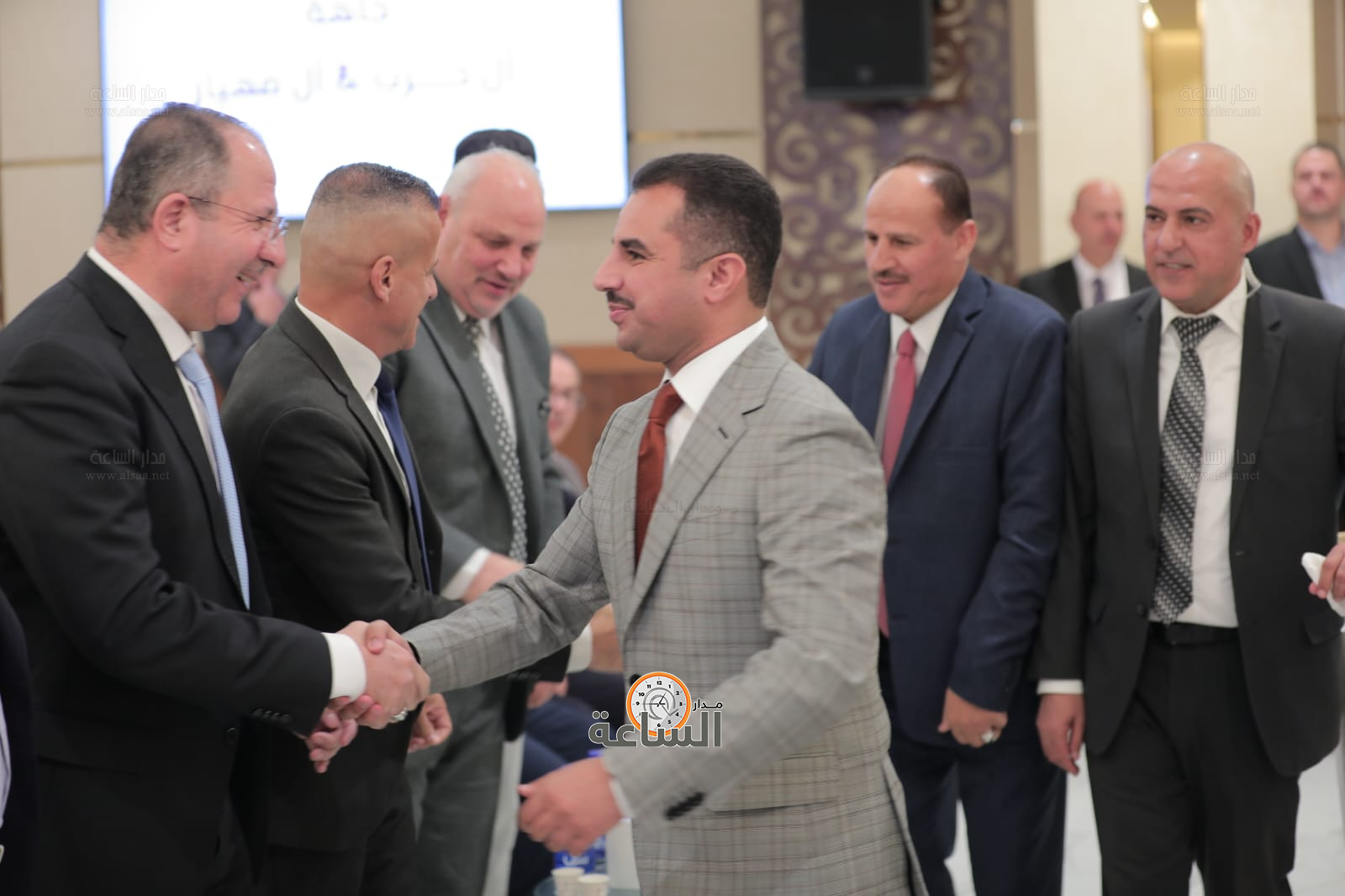 Madar Al-Saa Images 0.13004160275691679