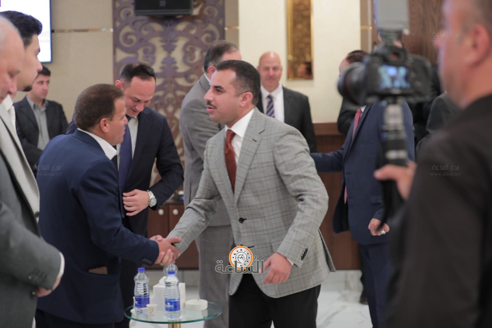 Madar Al-Saa Images 0.697102985536994