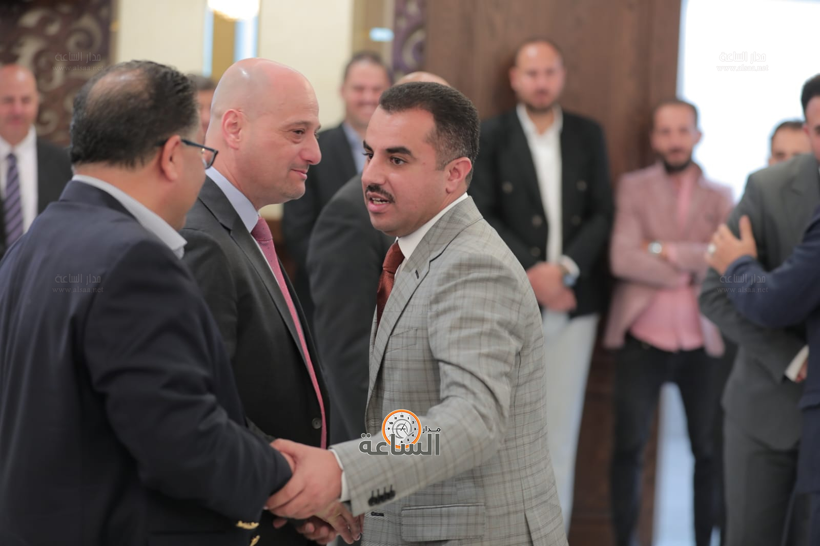 Madar Al-Saa Images 0.19086351617376984