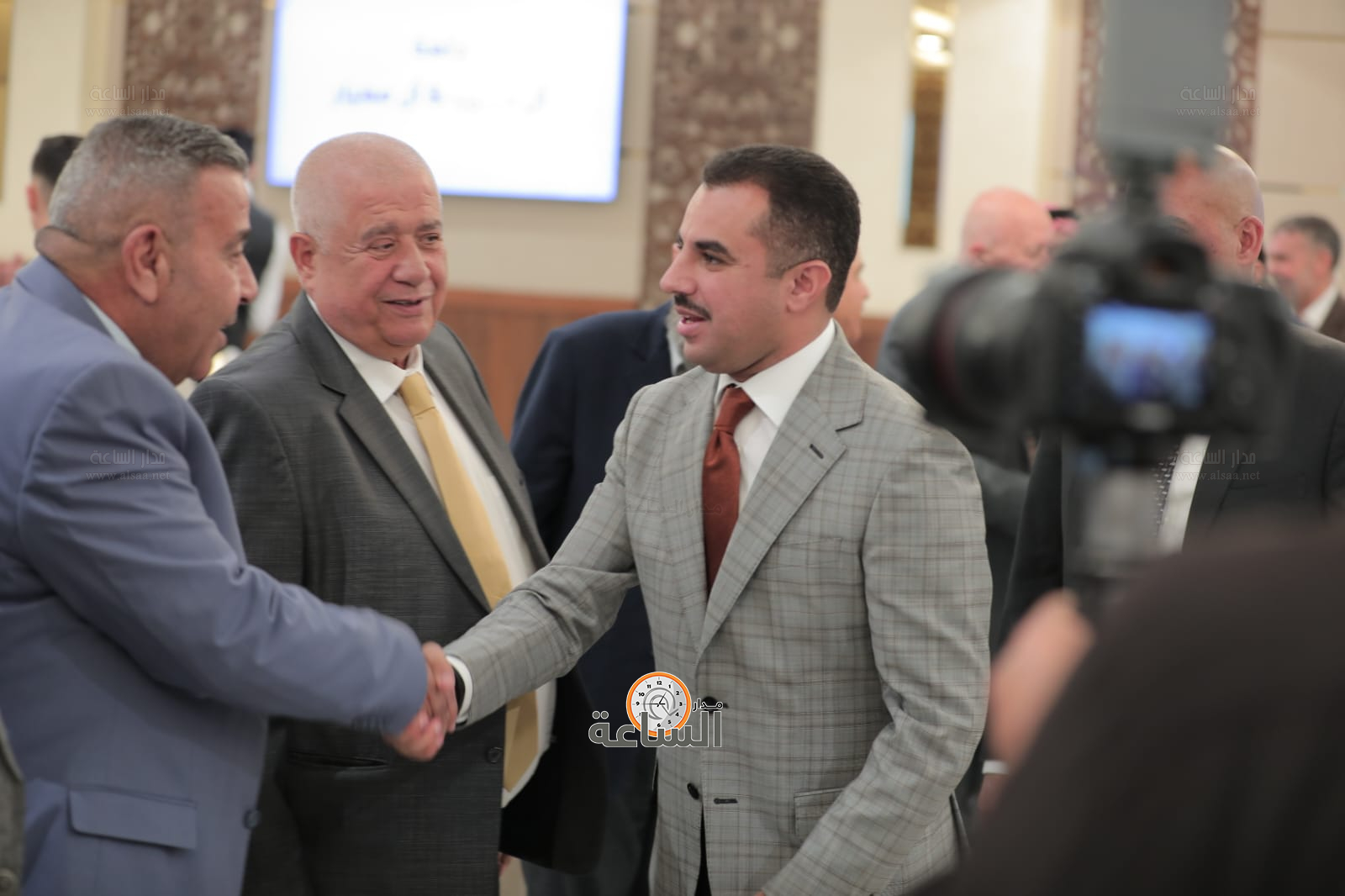 Madar Al-Saa Images 0.113330247977671