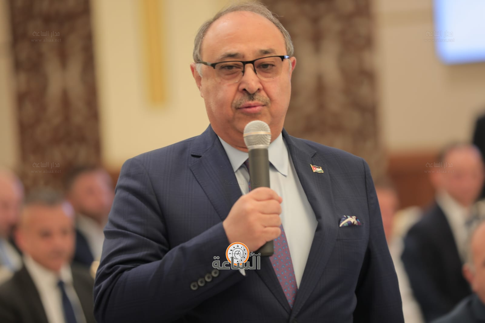 Madar Al-Saa Images 0.017571786954840518