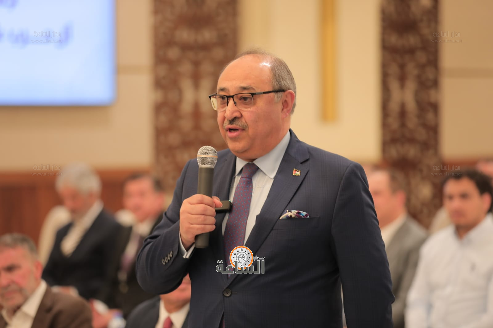 Madar Al-Saa Images 0.47993007122397435