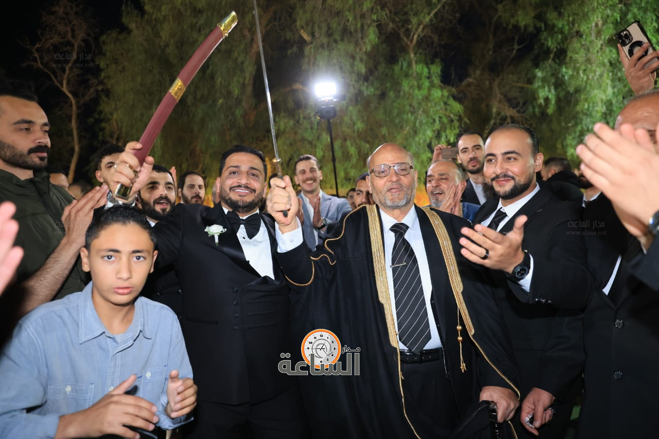 Madar Al-Saa Images 0.9915105868872031