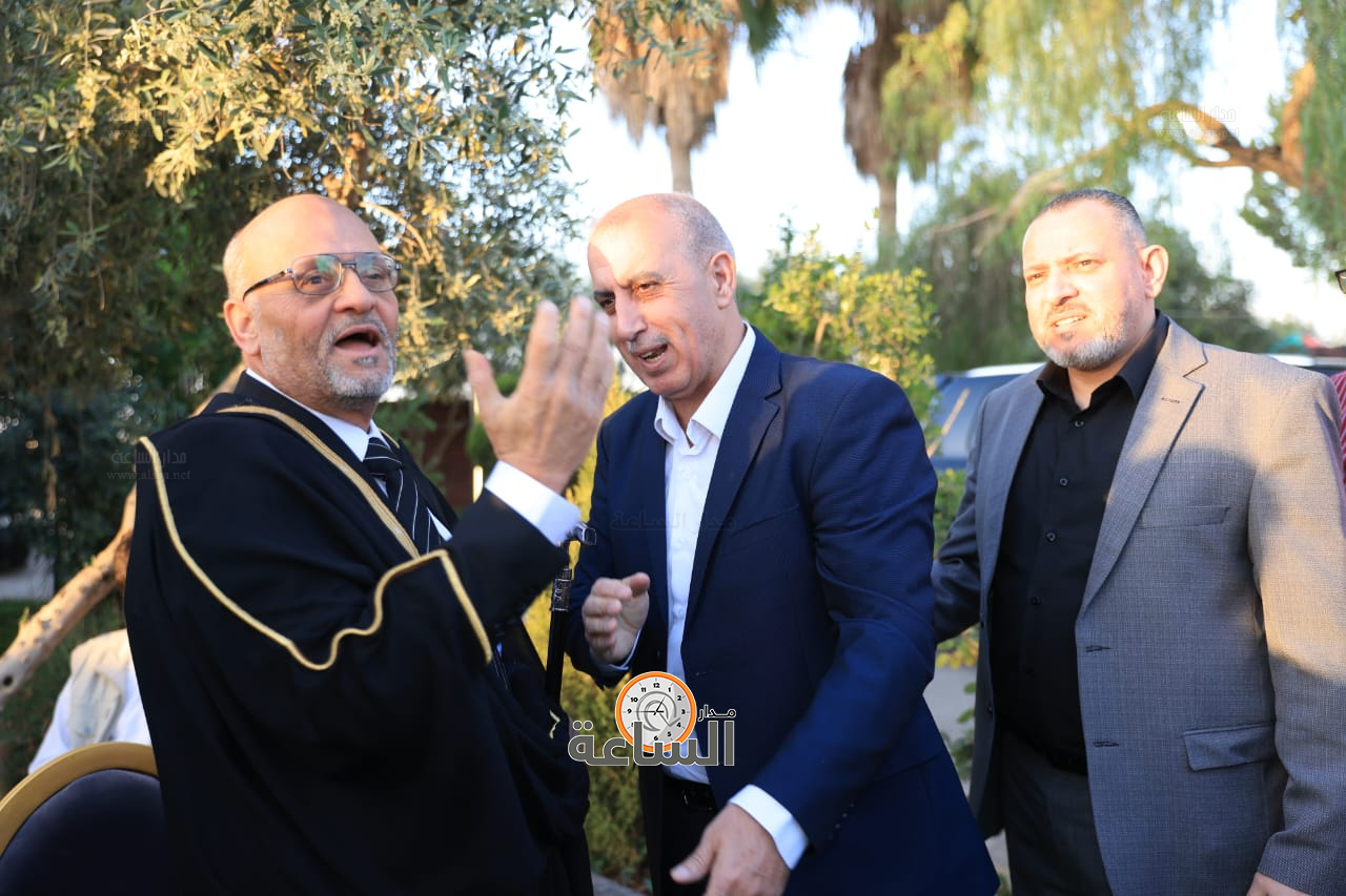 Madar Al-Saa Images 0.39177703242669515