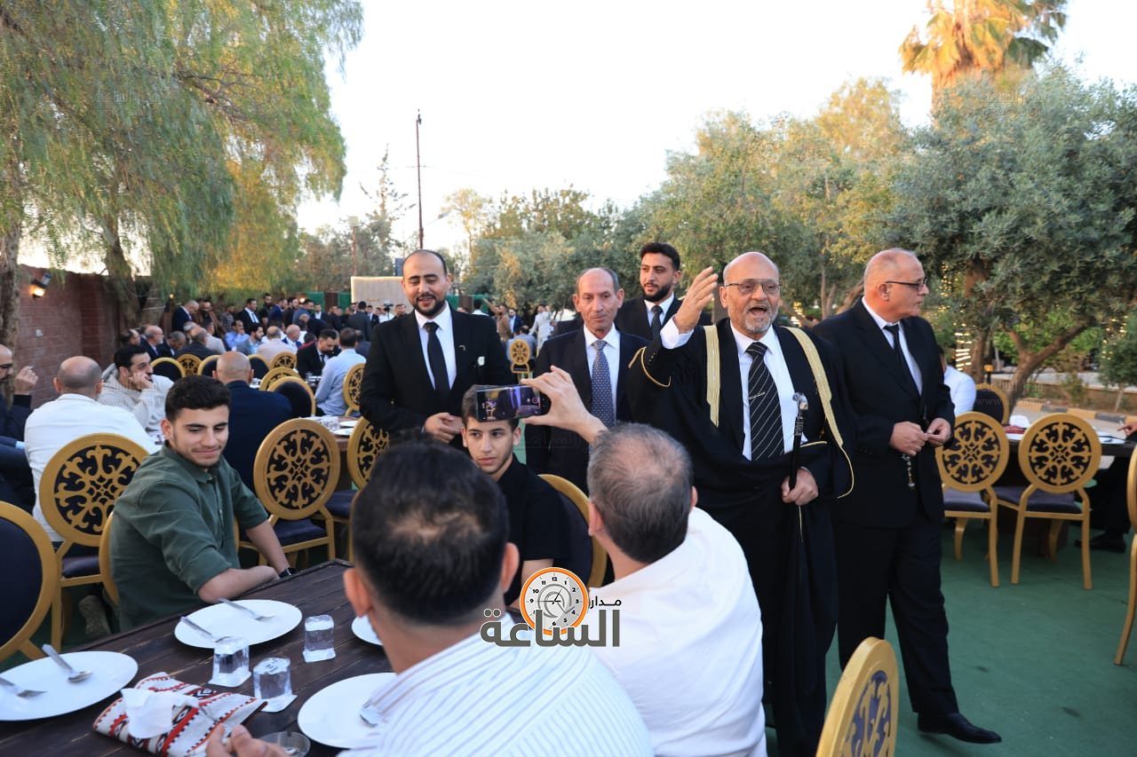 Madar Al-Saa Images 0.00048446563857340585