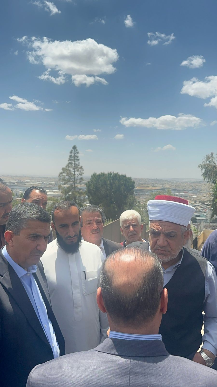 Madar Al-Saa Images 0.7882395730984543