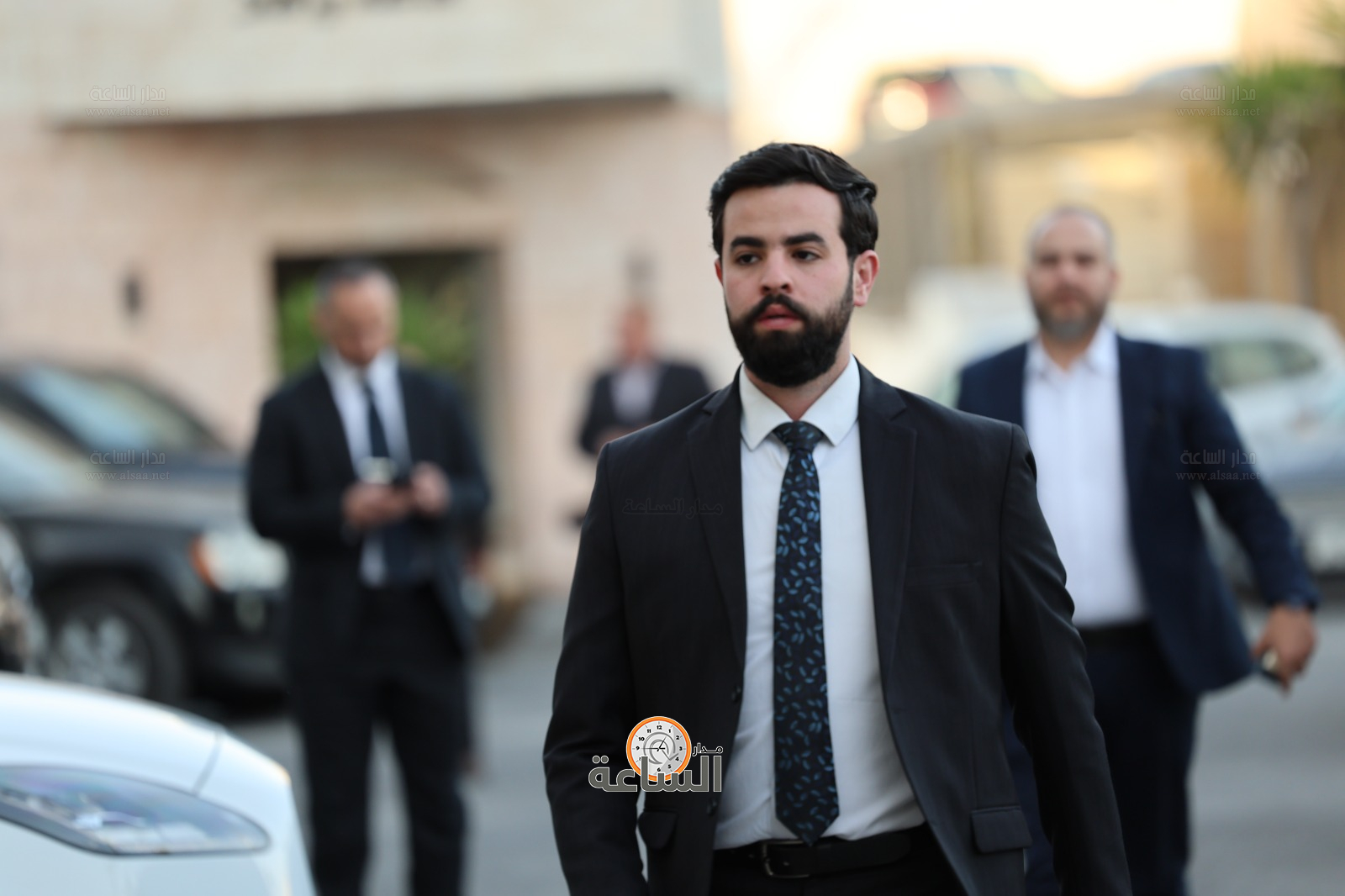 Madar Al-Saa Images 0.7181184186387443