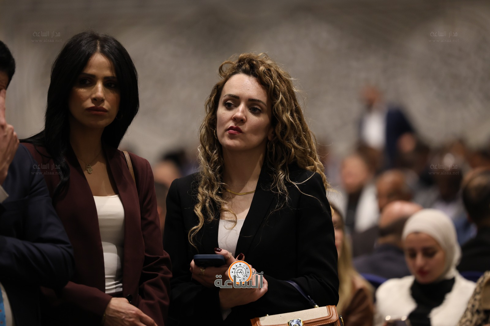 Madar Al-Saa Images 0.48214936420231225