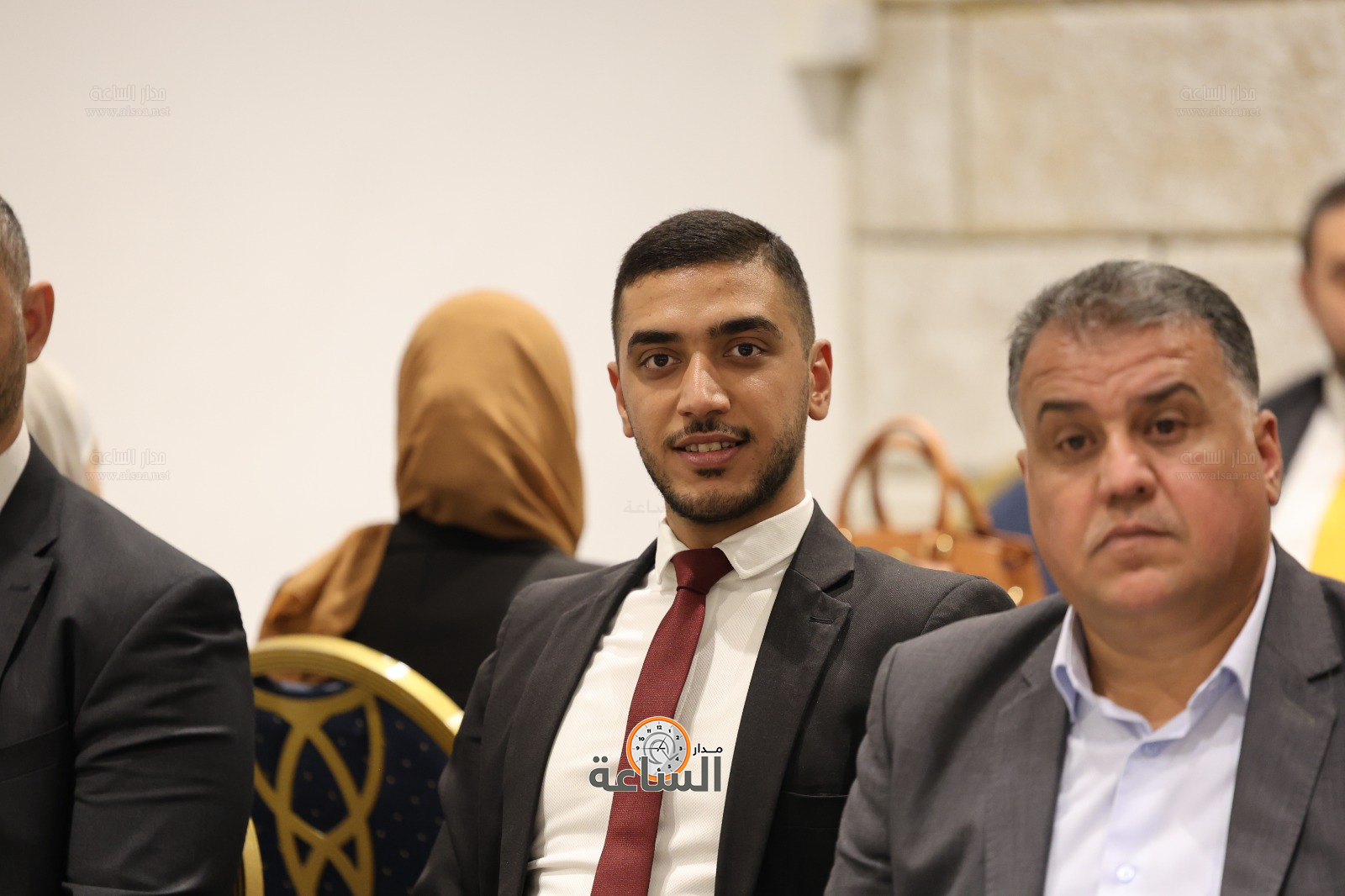 Madar Al-Saa Images 0.9190518106491539