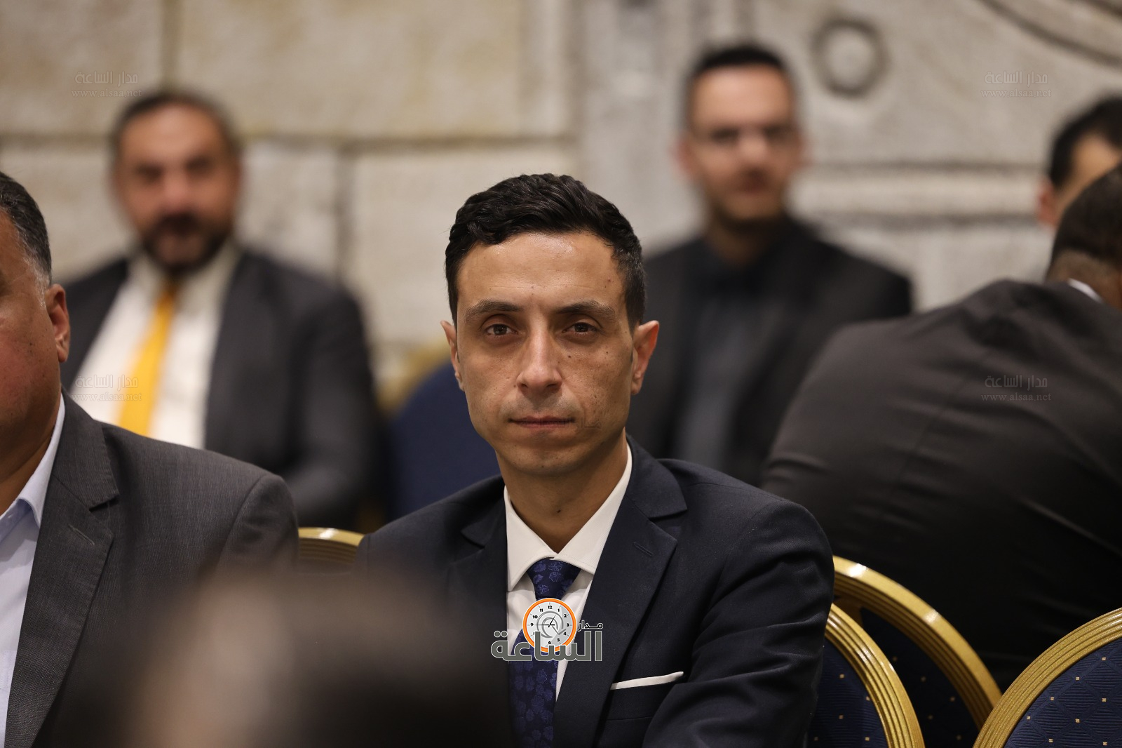 Madar Al-Saa Images 0.5055794952230591