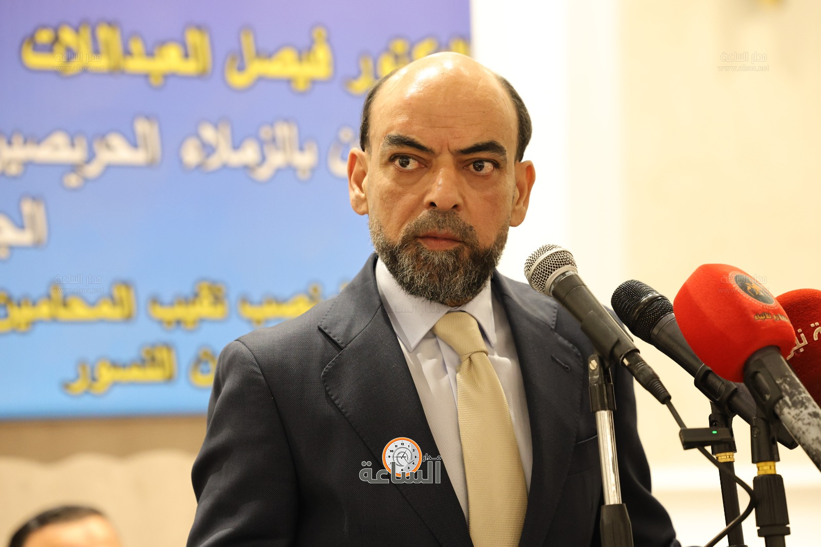 Madar Al-Saa Images 0.7110447520956056