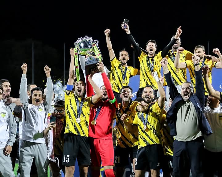 Madar Al-Saa Images 0.9688185851423748