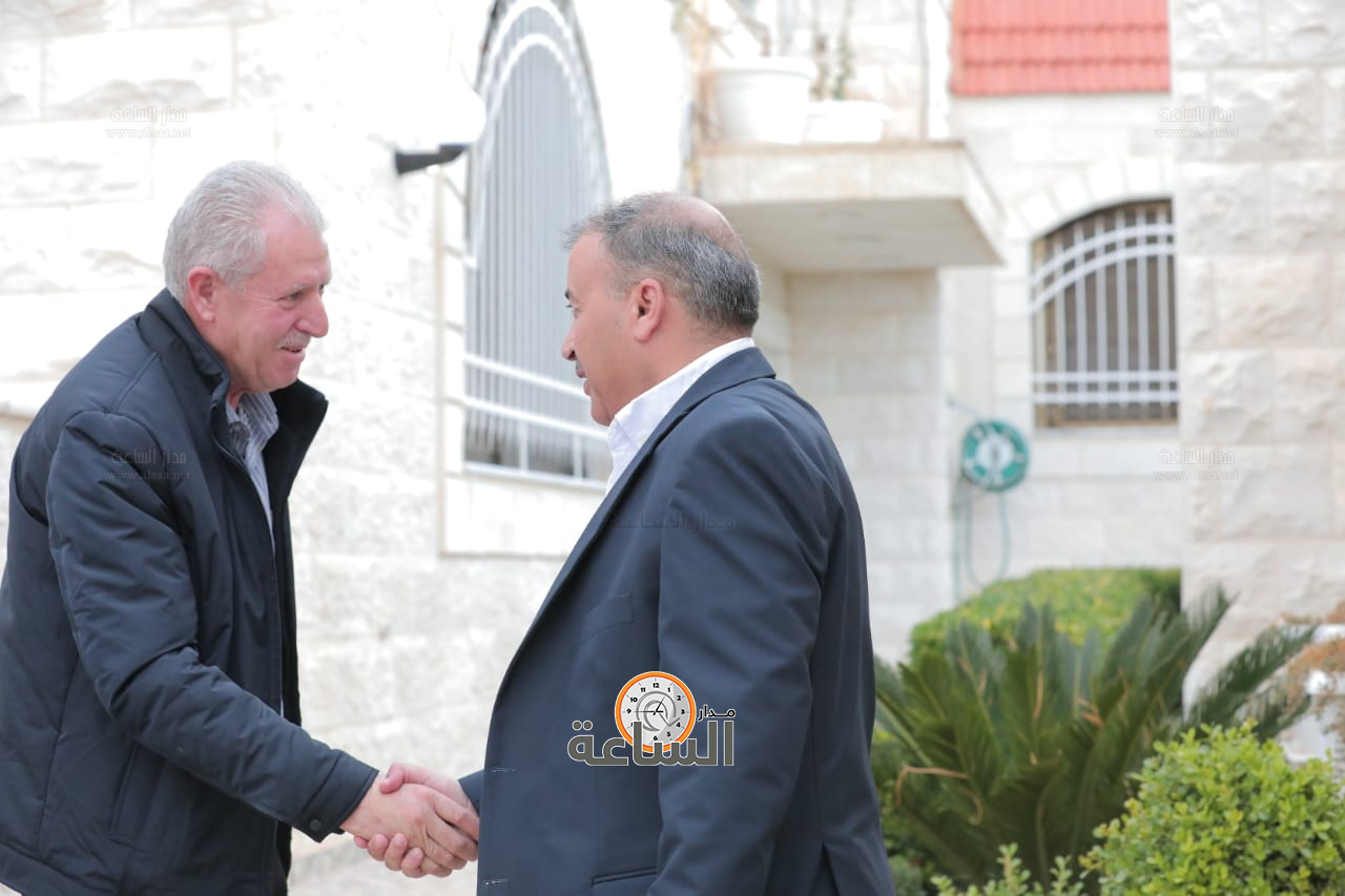 Madar Al-Saa Images 0.9269345780873405