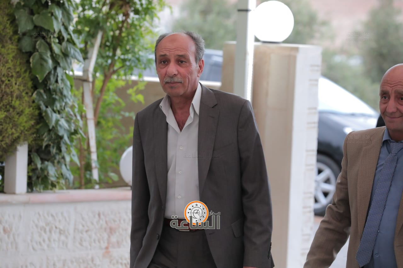 Madar Al-Saa Images 0.4526712376420837