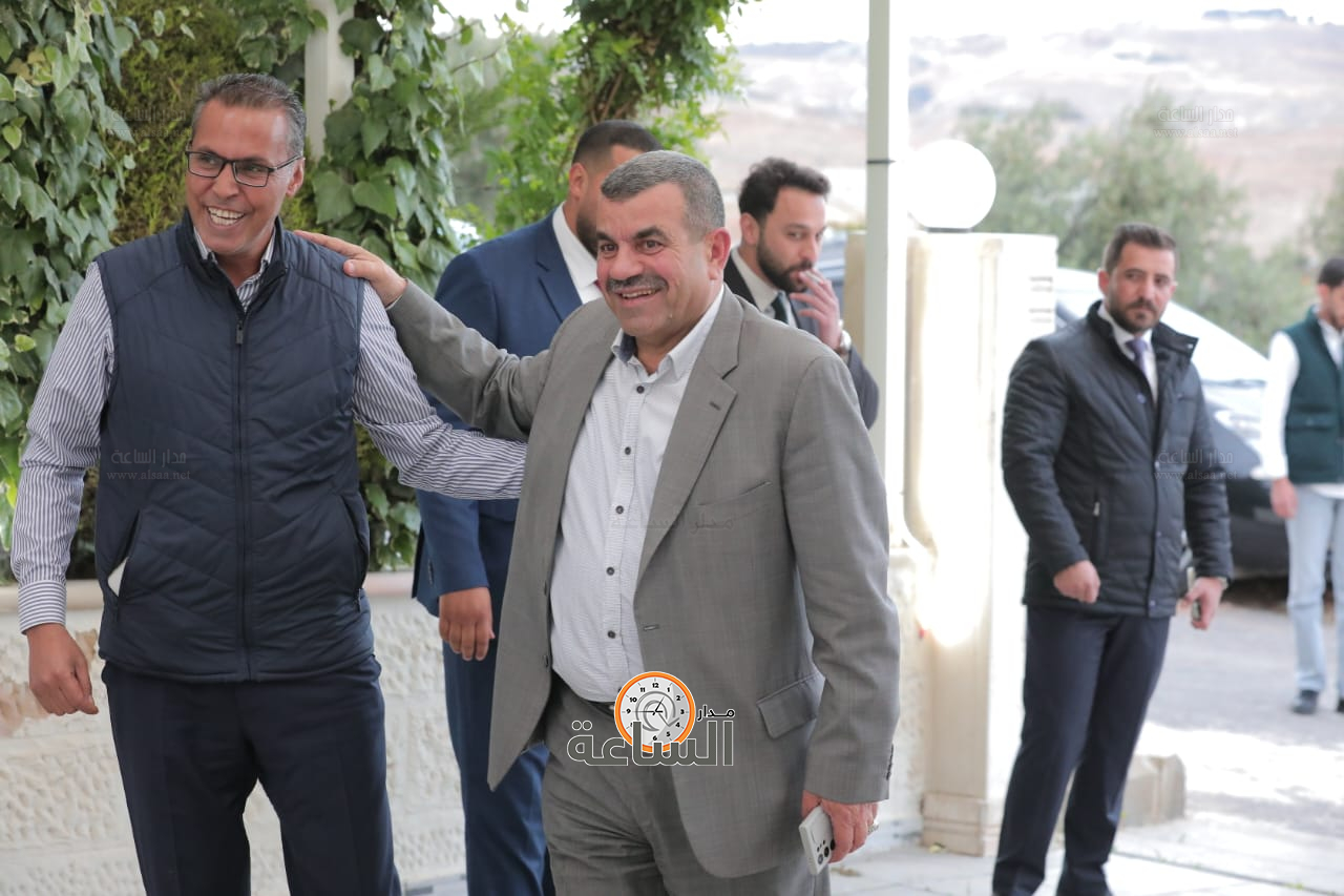 Madar Al-Saa Images 0.6145462428315623