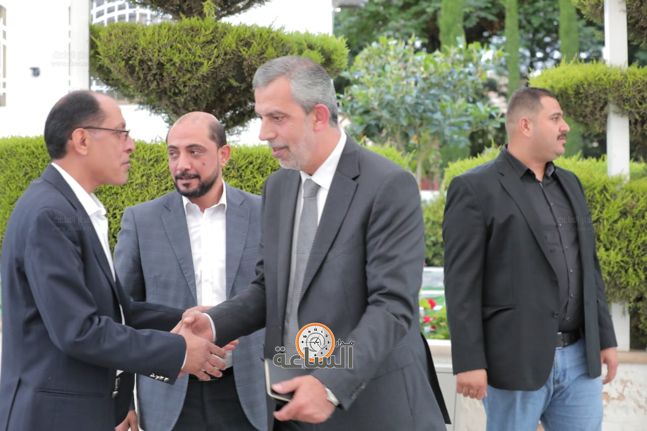 Madar Al-Saa Images 0.5768552378817329