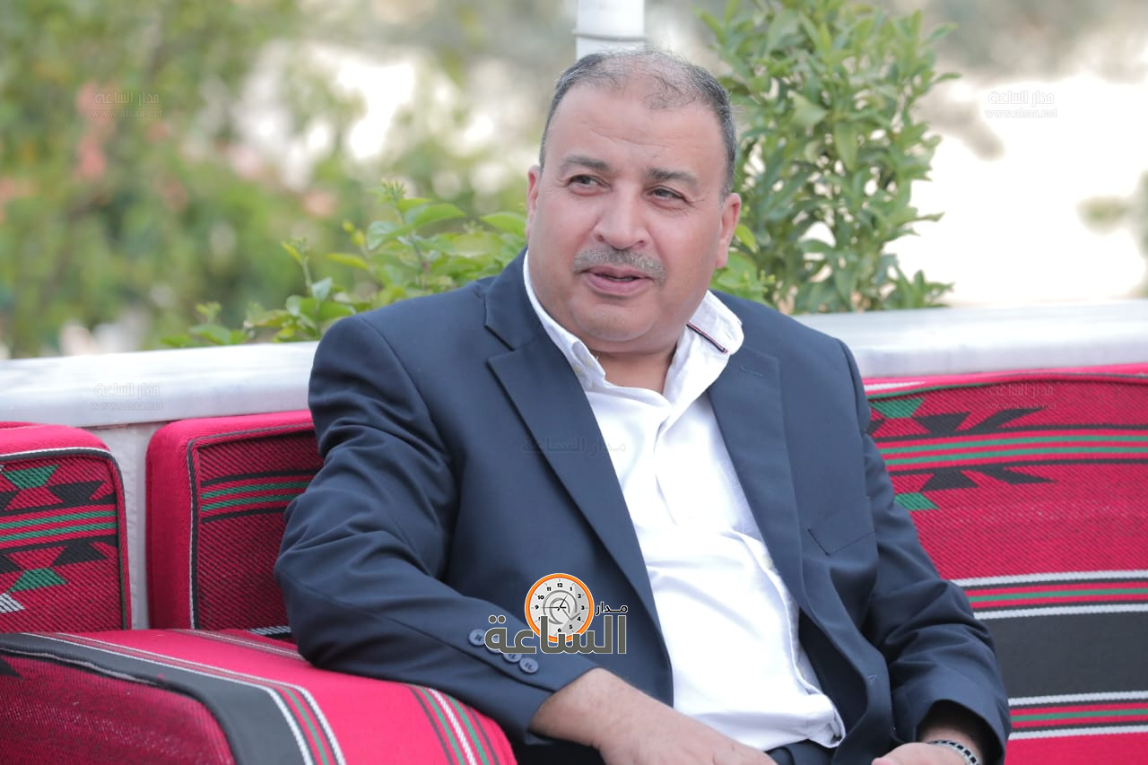 Madar Al-Saa Images 0.427742080216442