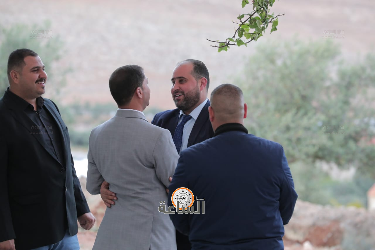 Madar Al-Saa Images 0.430537128095572