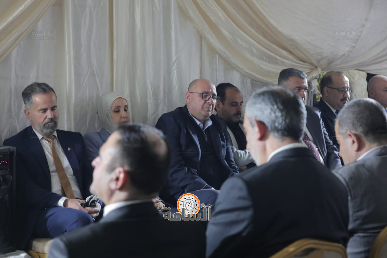 Madar Al-Saa Images 0.17691379501212479