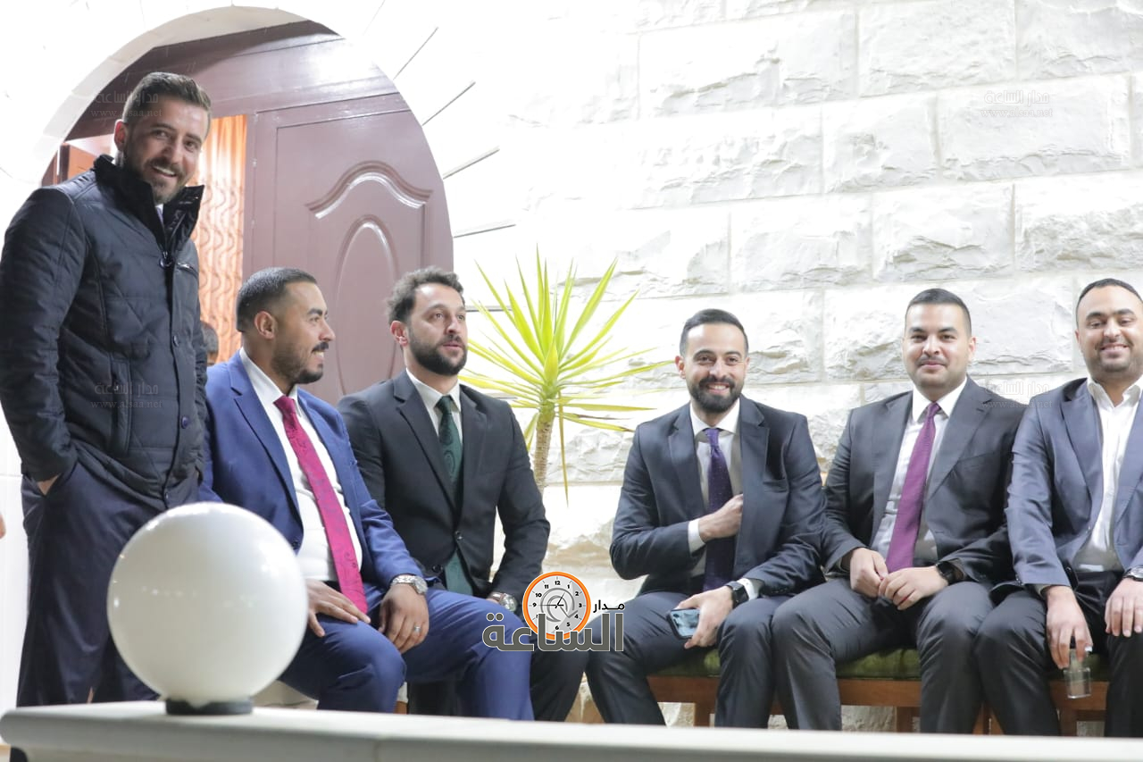 Madar Al-Saa Images 0.6431876394270142