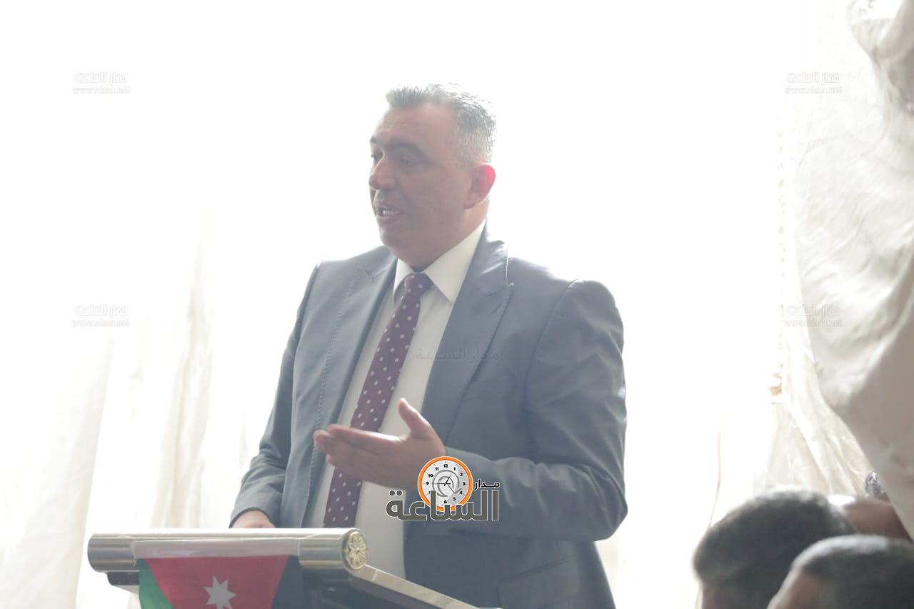 Madar Al-Saa Images 0.33475567930106087