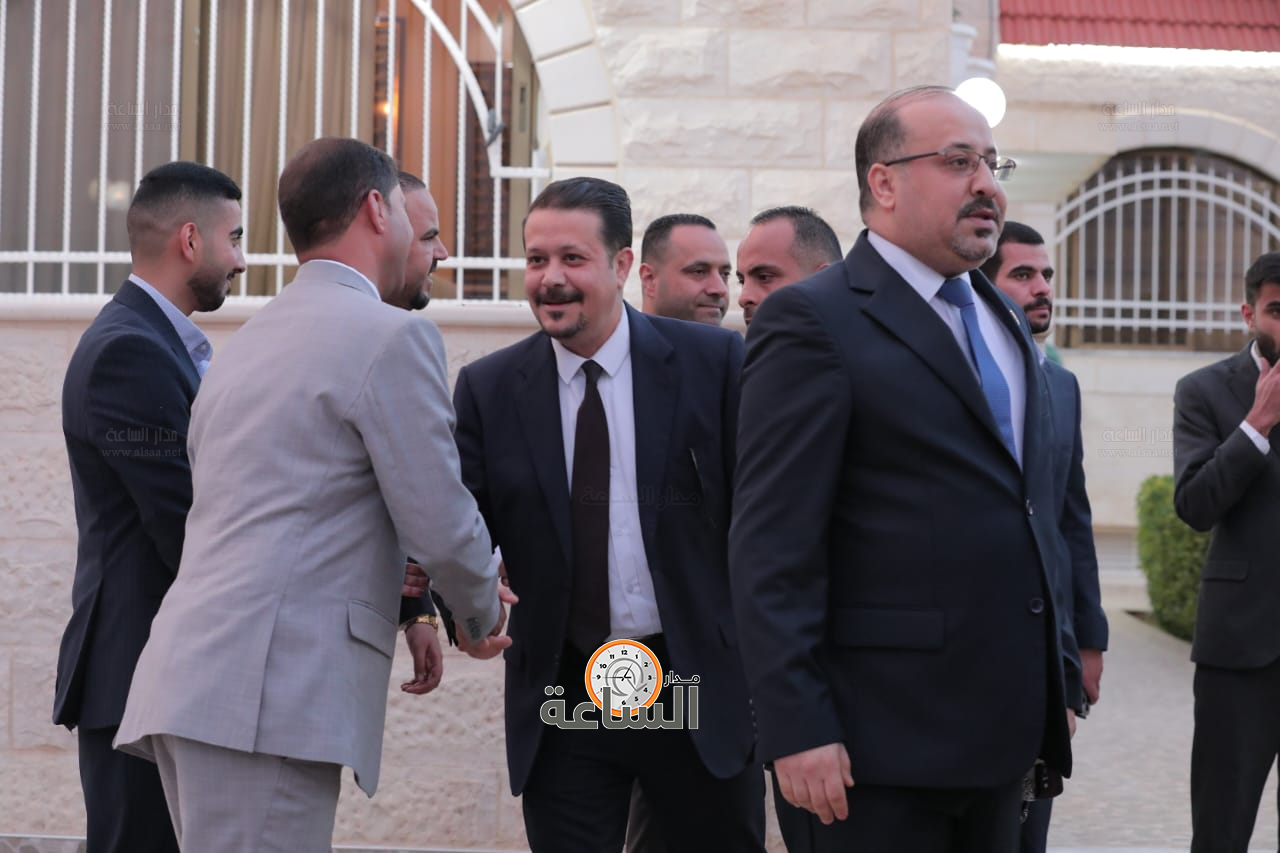 Madar Al-Saa Images 0.45608813212094035