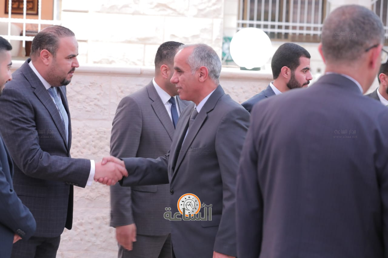 Madar Al-Saa Images 0.48206143934629286