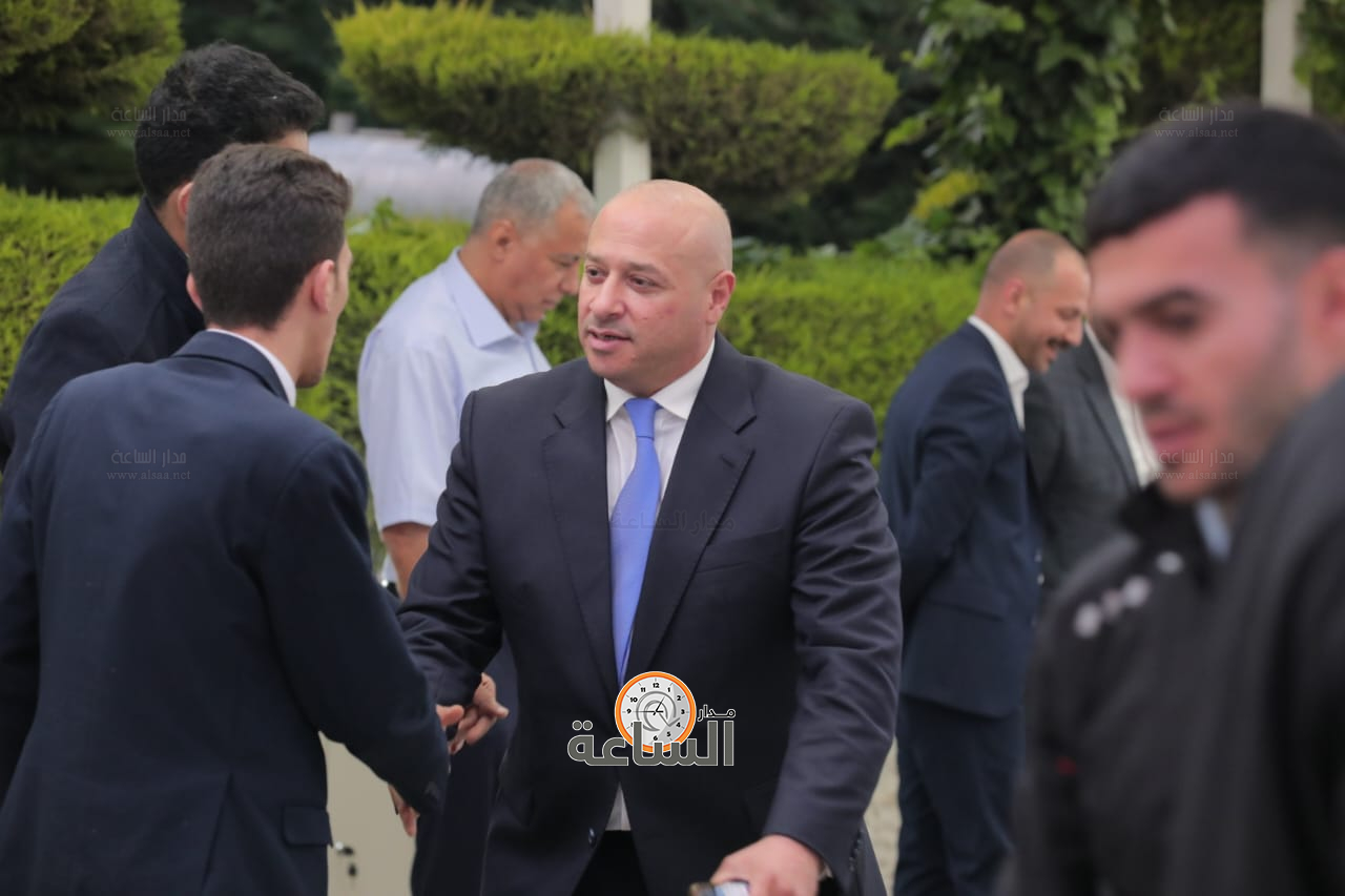 Madar Al-Saa Images 0.7846762588703522