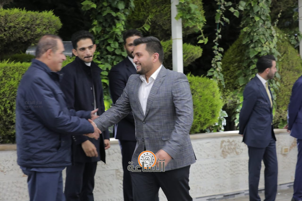 Madar Al-Saa Images 0.3946104339892824