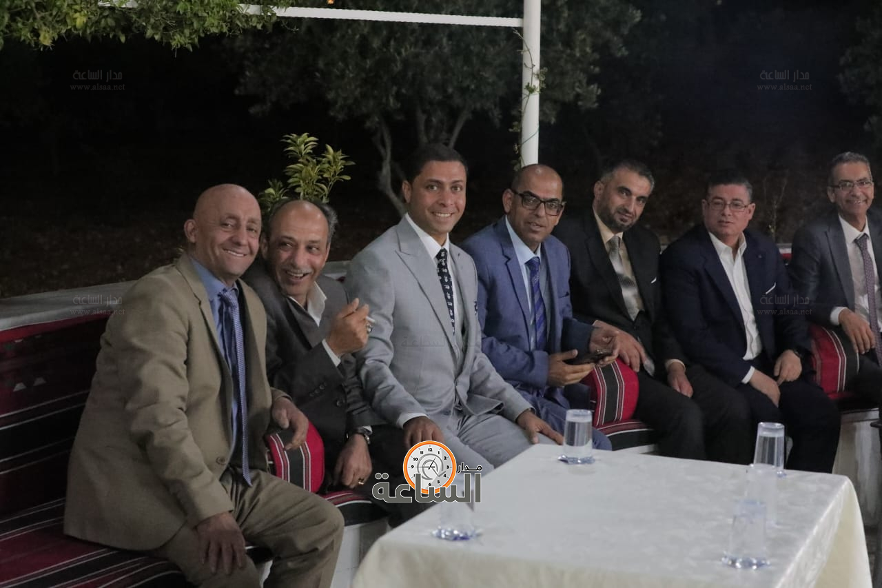 Madar Al-Saa Images 0.40523513855578175